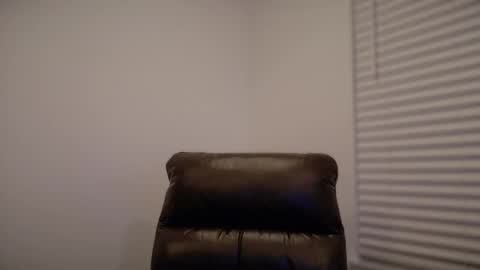 Snapshot of yougogirl_3 chatting on February 2026 12:32:02 PM Colorado Guy Straight online show from February 2026 12:32:02 PM