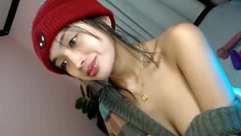 Snapshot of yougotelise69 chatting on January 2025 09:19:01 AM HAPPY BIRTHDAY TO ME online show from January 2025 09:19:01 AM