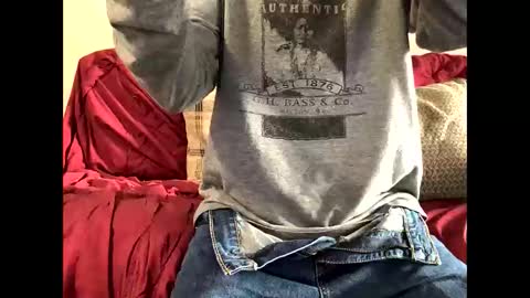 Snapshot of youneverknowimight2 chatting on October 2025 03:01:01 PM kindahorny online show from October 2025 03:01:01 PM