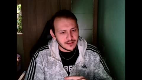 Snapshot of younromki chatting on December 2024 09:05:02 AM A... online show from December 2024 09:05:02 AM