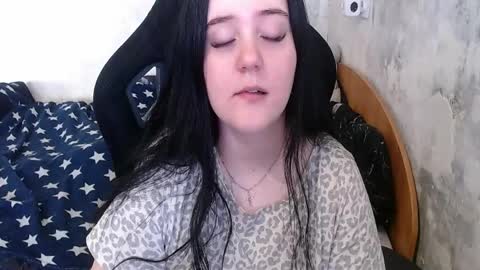 your_8a8y online show from April 2026 06:53:01 AM