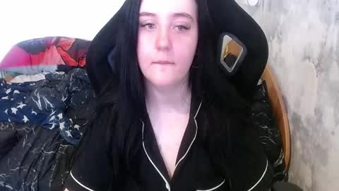 your_8a8y online show from May 2026 06:19:02 AM