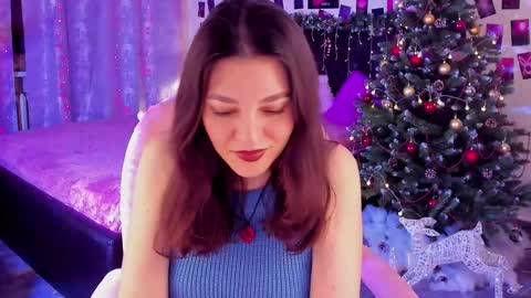 Snapshot of your_blackthorn chatting on December 2025 03:10:01 PM Roxanne online show from December 2025 03:10:01 PM