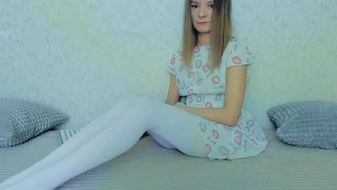 Lily online show from February 2025 12:57:02 PM