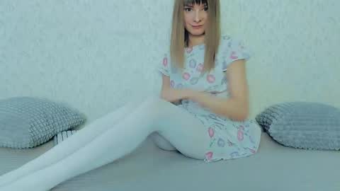 Lily online show from March 2025 07:08:02 AM