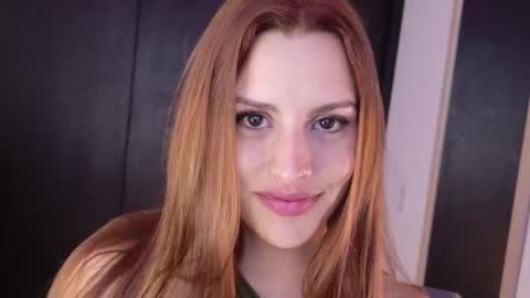 Snapshot of your_dream1217 chatting on February 2025 12:41:02 PM Valery online show from February 2025 12:41:02 PM