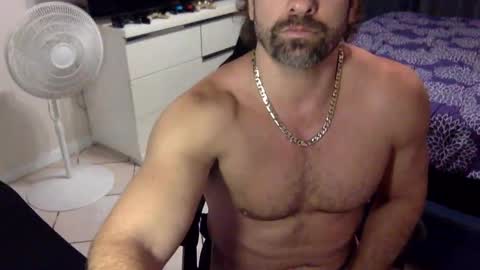 Snapshot of your_dreaman chatting on December 2024 10:17:01 AM your_dreaman online show from December 2024 10:17:01 AM