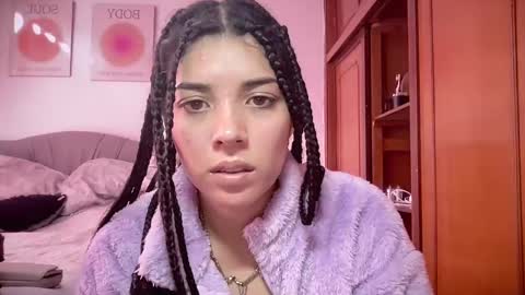 Snapshot of your_girl_of_dreams chatting on January 2025 05:37:01 PM Natt online show from January 2025 05:37:01 PM