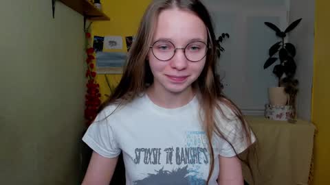 Leslie online show from January 2025 04:41:01 PM