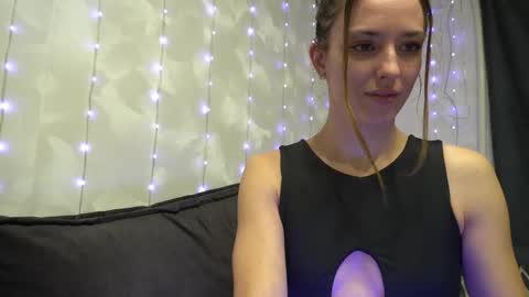 Meri  online show from March 2026 09:03:02 PM