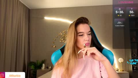 Jessica Loyd online show from January 2025 03:11:02 AM