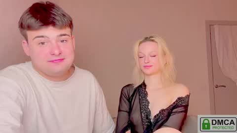 your_molly_mark online show from May 2026 10:48:02 PM