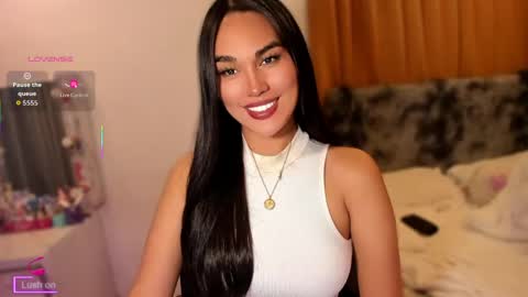 Snapshot of your_other_halfxx chatting on March 2026 11:49:01 AM Miss Larah online show from March 2026 11:49:01 AM