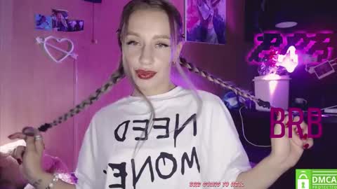 Alice  online show from October 2025 01:09:01 AM