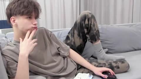 Snapshot of your_shy_guy chatting on February 2025 08:10:01 PM your_shy_guy online show from February 2025 08:10:01 PM