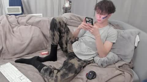 Snapshot of your_shy_guy chatting on March 2025 06:22:01 PM your_shy_guy online show from March 2025 06:22:01 PM