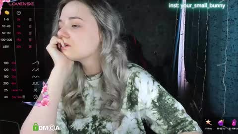 Molly online show from October 2025 02:44:01 AM