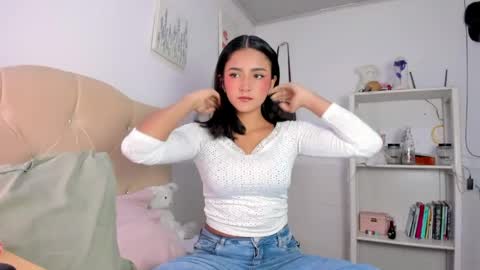 Snapshot of your_steff chatting on March 2026 02:33:02 PM your_steff online show from March 2026 02:33:02 PM