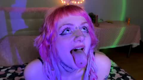 Anya online show from May 2026 08:28:01 PM