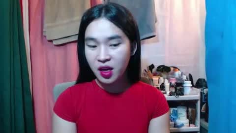 your_twinkletoes18 online show from November 2025 06:43:01 PM