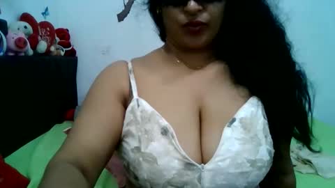 Snapshot of yourashawari chatting on May 2026 05:26:02 AM yourashawari online show from May 2026 05:26:02 AM