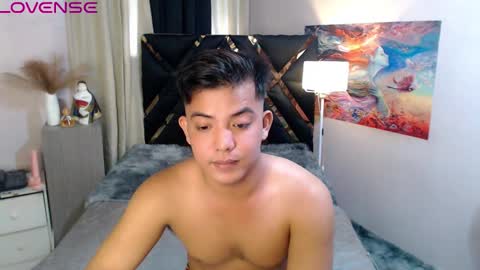 Snapshot of yourasian_bradley chatting on September 2025 05:30:01 AM yourasian_bradley online show from September 2025 05:30:01 AM