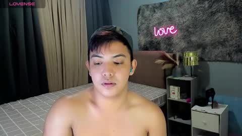 yourasian_bradley online show from February 2026 05:03:02 AM