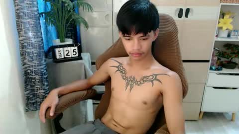 Snapshot of yourasian_eric chatting on March 2026 12:32:02 AM yourasian_eric online show from March 2026 12:32:02 AM