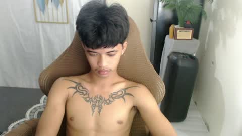 yourasian_eric online show from July 2026 10:21:02 AM
