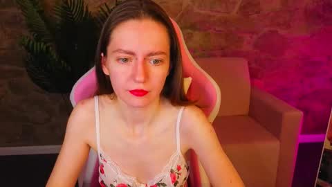 yourcutefoxy online show from February 2026 02:05:01 AM