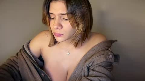 yourcutemolly__ online show from June 2026 06:52:02 AM