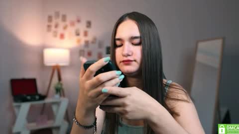 Snapshot of yourcutieeyes chatting on September 2025 03:50:01 AM Jessy online show from September 2025 03:50:01 AM