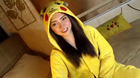 JEN  online show from December 2025 08:43:01 AM