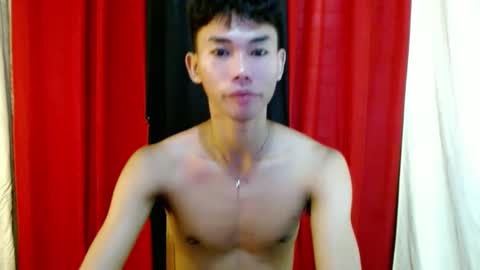 Snapshot of yourdreamboyx chatting on January 2025 02:16:02 AM Rence online show from January 2025 02:16:02 AM