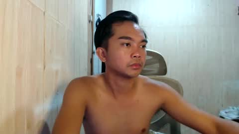 Snapshot of yourfantasyboyjr chatting on November 2025 12:11:01 PM i am your dream boy JR online show from November 2025 12:11:01 PM