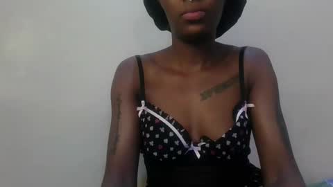 Snapshot of yourfavnigtnurse chatting on September 2025 03:49:01 PM Flower online show from September 2025 03:49:01 PM