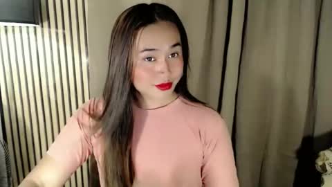 Quinn online show from December 2025 06:43:02 AM