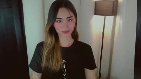 Snapshot of yourfavorateremi chatting on October 2025 03:18:01 PM Remrem online show from October 2025 03:18:01 PM