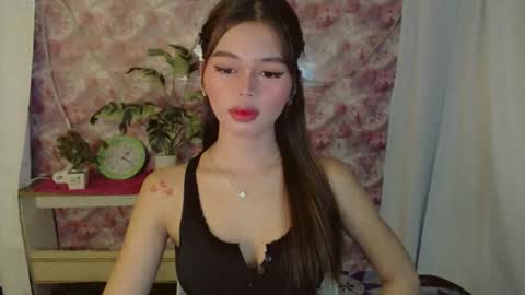 Snapshot of yourfavoratesunshine chatting on April 2026 03:53:02 AM Sunshine online show from April 2026 03:53:02 AM