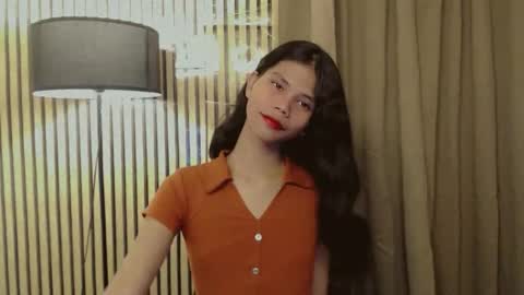 Snapshot of yourfavoratevivian chatting on November 2025 12:16:01 PM Vivian online show from November 2025 12:16:01 PM