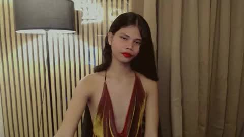 Snapshot of yourfavoratevivian chatting on November 2025 08:41:01 PM Vivian online show from November 2025 08:41:01 PM