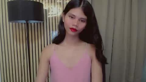 Snapshot of yourfavoratevivian chatting on November 2025 10:23:01 AM Vivian online show from November 2025 10:23:01 AM