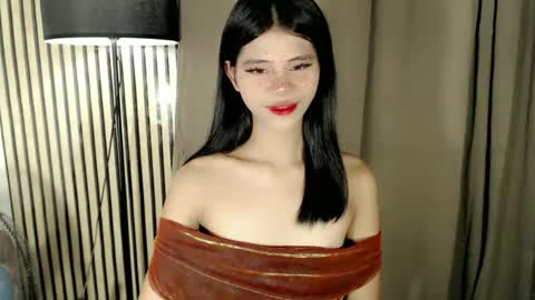 Snapshot of yourfavoratevivian chatting on December 2025 05:24:02 AM Vivian online show from December 2025 05:24:02 AM