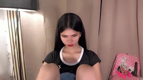 Vivian online show from April 2026 11:58:01 PM