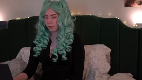 Sarlei Sar-uh-lie online show from October 2025 01:24:02 AM