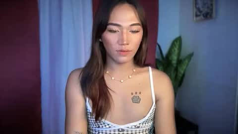 Snapshot of yourhotlove_jamellaxxx chatting on October 2025 03:20:01 PM LOVING JAMMELA online show from October 2025 03:20:01 PM