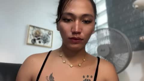 Snapshot of yourhotlove_jamellaxxx chatting on October 2025 07:47:02 AM LOVING JAMMELA online show from October 2025 07:47:02 AM