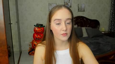 Snapshot of yourhotmariam chatting on November 2025 04:01:01 AM Mariam online show from November 2025 04:01:01 AM