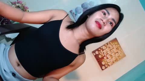 Snapshot of yourhottie_winxxx chatting on January 2025 08:34:02 AM Mauie online show from January 2025 08:34:02 AM