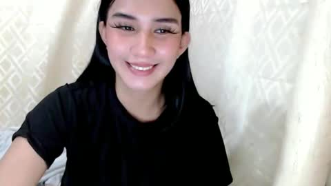 Snapshot of yourhottinglatisha chatting on December 2025 02:30:02 AM trisha online show from December 2025 02:30:02 AM